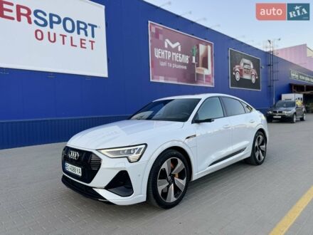 Белый Ауди E-Tron, объемом двигателя 0 л и пробегом 83 тыс. км за 38000 $, фото 1 на Automoto.ua