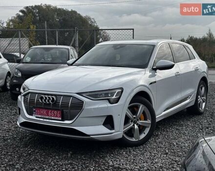 Белый Ауди E-Tron, объемом двигателя 0 л и пробегом 101 тыс. км за 38500 $, фото 1 на Automoto.ua