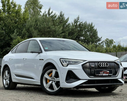Белый Ауди E-Tron, объемом двигателя 0 л и пробегом 29 тыс. км за 41372 $, фото 1 на Automoto.ua