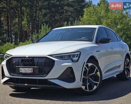 Белый Ауди E-Tron, объемом двигателя 0 л и пробегом 53 тыс. км за 44499 $, фото 1 на Automoto.ua
