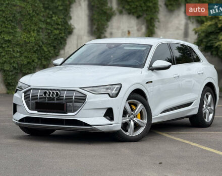 Білий Ауді E-Tron, об'ємом двигуна 0 л та пробігом 35 тис. км за 29999 $, фото 1 на Automoto.ua