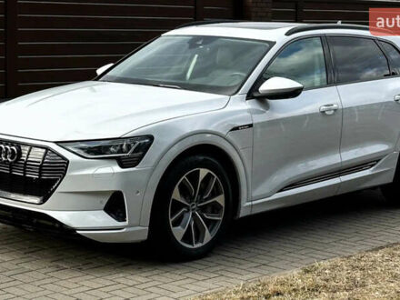 Белый Ауди E-Tron, объемом двигателя 0 л и пробегом 33 тыс. км за 29000 $, фото 1 на Automoto.ua