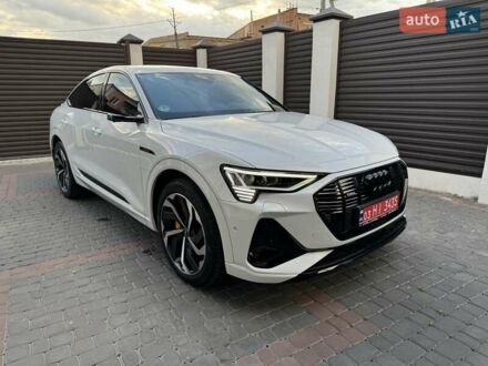 Ауди E-Tron 2022 в Луцке на Automoto.ua Белый Ауди E-Tron, объемом двигателя 0 л и пробегом 30 тыс. км за 35300 $, фото 1 на Automoto.ua