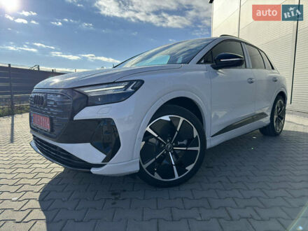 Ауди E-Tron 2025 в Ивано-Франковске на Automoto.ua Белый Ауди E-Tron, объемом двигателя 0 л и пробегом 1 тыс. км за 44999 $, фото 1 на Automoto.ua