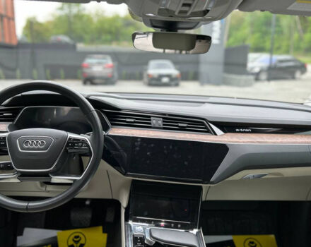 Бежевый Ауди E-Tron, объемом двигателя 95 л и пробегом 18 тыс. км за 46000 $, фото 10 на Automoto.ua