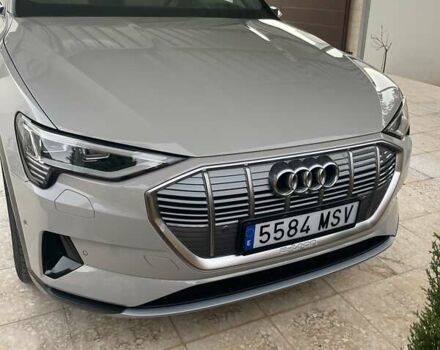 Ауди E-Tron 2020 в Одессе на Automoto.ua Бежевый Ауди E-Tron, объемом двигателя 0 л и пробегом 81 тыс. км за 43268 $, фото 1 на Automoto.ua