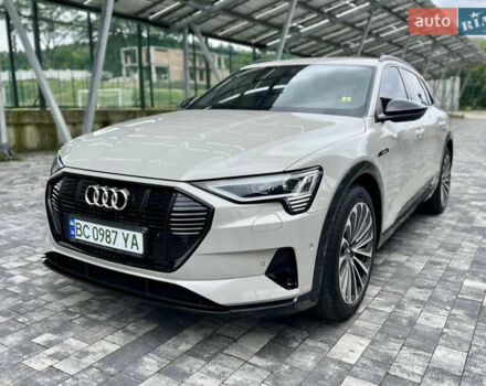 Бежевый Ауди E-Tron, объемом двигателя 0 л и пробегом 53 тыс. км за 35900 $, фото 5 на Automoto.ua