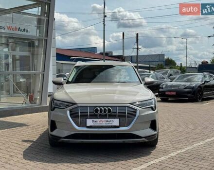 Бежевый Ауди E-Tron, объемом двигателя 0 л и пробегом 95 тыс. км за 36515 $, фото 1 на Automoto.ua