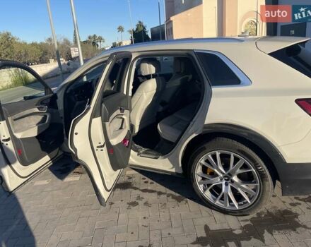 Ауди E-Tron 2020 в Одессе на Automoto.ua Бежевый Ауди E-Tron, объемом двигателя 0 л и пробегом 81 тыс. км за 43268 $, фото 3 на Automoto.ua