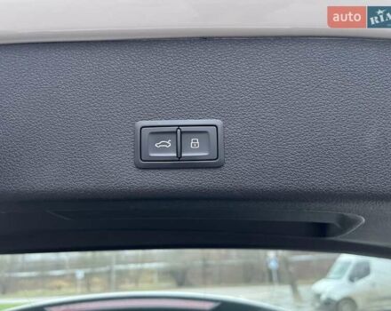 Бежевый Ауди E-Tron, объемом двигателя 0 л и пробегом 79 тыс. км за 33700 $, фото 32 на Automoto.ua