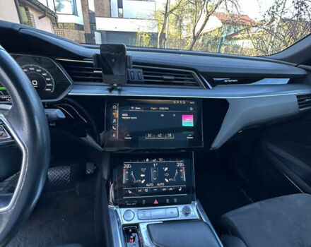 Бежевый Ауди E-Tron, объемом двигателя 0 л и пробегом 116 тыс. км за 35000 $, фото 6 на Automoto.ua