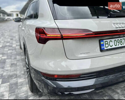 Бежевый Ауди E-Tron, объемом двигателя 0 л и пробегом 53 тыс. км за 35900 $, фото 1 на Automoto.ua