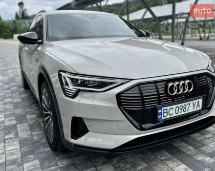 Бежевый Ауди E-Tron, объемом двигателя 0 л и пробегом 53 тыс. км за 35900 $, фото 9 на Automoto.ua