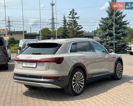 Бежевый Ауди E-Tron, объемом двигателя 0 л и пробегом 95 тыс. км за 36515 $, фото 6 на Automoto.ua