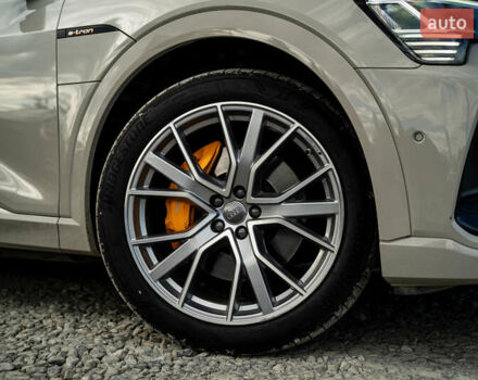 Бежевый Ауди E-Tron, объемом двигателя 0 л и пробегом 44 тыс. км за 36900 $, фото 13 на Automoto.ua