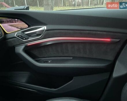 Бежевый Ауди E-Tron, объемом двигателя 0 л и пробегом 79 тыс. км за 33700 $, фото 12 на Automoto.ua