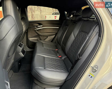 Бежевый Ауди E-Tron, объемом двигателя 0 л и пробегом 81 тыс. км за 39999 $, фото 52 на Automoto.ua