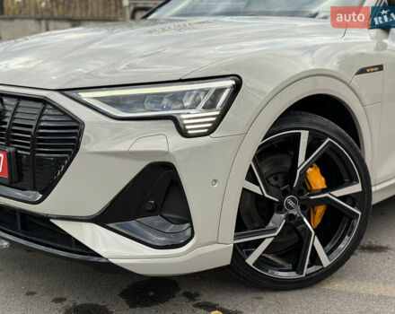 Бежевый Ауди E-Tron, объемом двигателя 0 л и пробегом 81 тыс. км за 39999 $, фото 26 на Automoto.ua