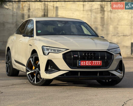 Бежевый Ауди E-Tron, объемом двигателя 0 л и пробегом 81 тыс. км за 39999 $, фото 4 на Automoto.ua