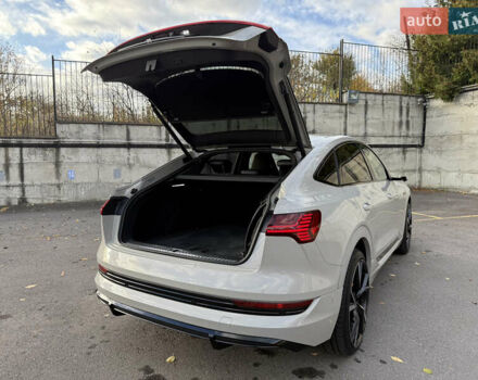 Бежевый Ауди E-Tron, объемом двигателя 0 л и пробегом 81 тыс. км за 39999 $, фото 60 на Automoto.ua