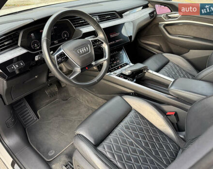 Бежевый Ауди E-Tron, объемом двигателя 0 л и пробегом 81 тыс. км за 39999 $, фото 40 на Automoto.ua