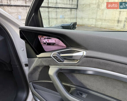 Бежевый Ауди E-Tron, объемом двигателя 0 л и пробегом 81 тыс. км за 39999 $, фото 79 на Automoto.ua