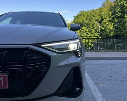 Бежевий Ауді E-Tron, об'ємом двигуна 0 л та пробігом 52 тис. км за 45500 $, фото 26 на Automoto.ua