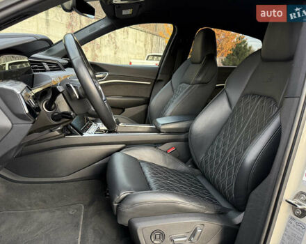 Бежевый Ауди E-Tron, объемом двигателя 0 л и пробегом 81 тыс. км за 39999 $, фото 44 на Automoto.ua