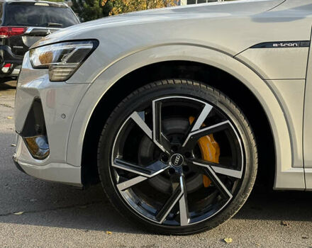 Бежевый Ауди E-Tron, объемом двигателя 0 л и пробегом 81 тыс. км за 39999 $, фото 88 на Automoto.ua