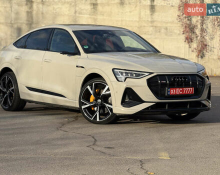 Бежевый Ауди E-Tron, объемом двигателя 0 л и пробегом 81 тыс. км за 39999 $, фото 3 на Automoto.ua