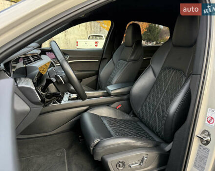 Бежевый Ауди E-Tron, объемом двигателя 0 л и пробегом 81 тыс. км за 39999 $, фото 42 на Automoto.ua