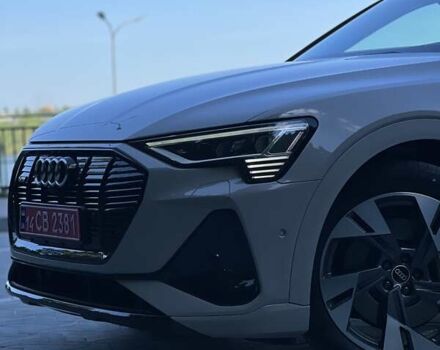 Бежевий Ауді E-Tron, об'ємом двигуна 0 л та пробігом 52 тис. км за 45500 $, фото 4 на Automoto.ua