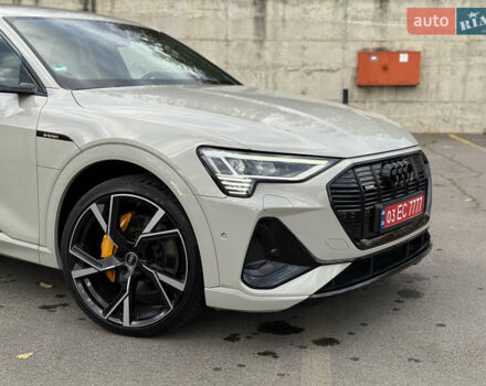 Бежевый Ауди E-Tron, объемом двигателя 0 л и пробегом 81 тыс. км за 39999 $, фото 28 на Automoto.ua