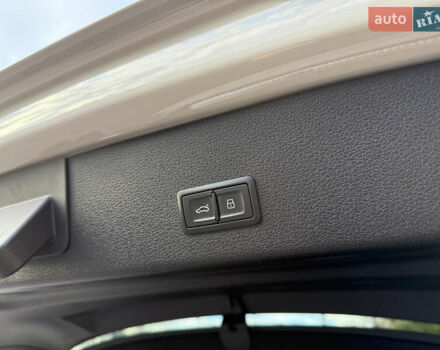 Бежевый Ауди E-Tron, объемом двигателя 0 л и пробегом 81 тыс. км за 39999 $, фото 63 на Automoto.ua