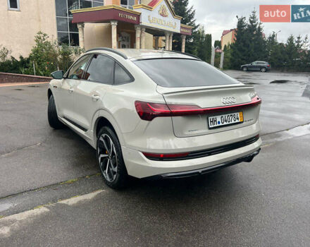 Бежевый Ауди E-Tron, объемом двигателя 0 л и пробегом 40 тыс. км за 41500 $, фото 3 на Automoto.ua