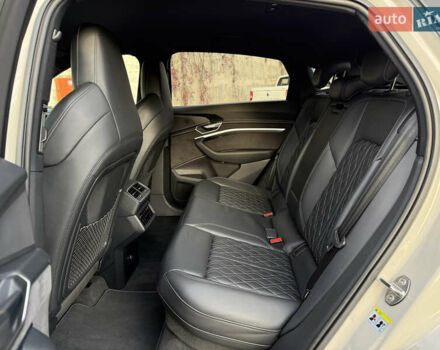 Бежевый Ауди E-Tron, объемом двигателя 0 л и пробегом 81 тыс. км за 39999 $, фото 51 на Automoto.ua