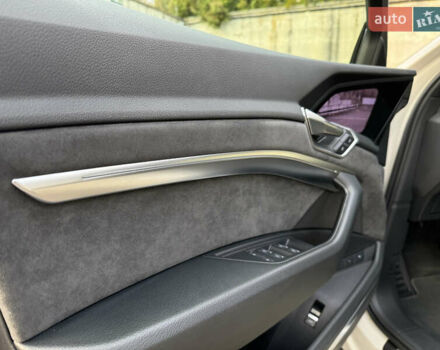 Бежевый Ауди E-Tron, объемом двигателя 0 л и пробегом 81 тыс. км за 39999 $, фото 33 на Automoto.ua