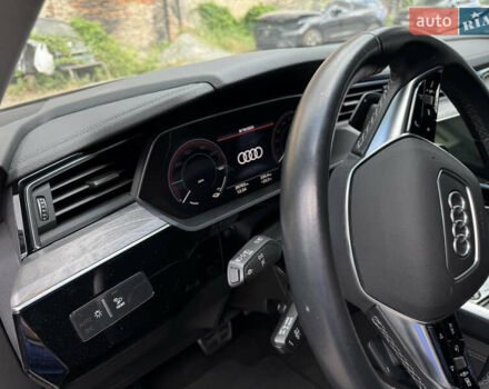 Бежевый Ауди E-Tron, объемом двигателя 0 л и пробегом 41 тыс. км за 39500 $, фото 20 на Automoto.ua