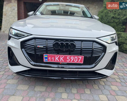 Бежевый Ауди E-Tron, объемом двигателя 0 л и пробегом 41 тыс. км за 39500 $, фото 1 на Automoto.ua