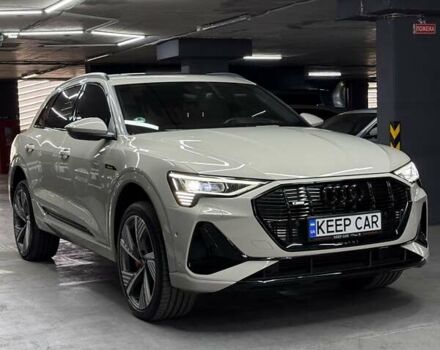 Бежевый Ауди E-Tron, объемом двигателя 0 л и пробегом 18 тыс. км за 49900 $, фото 4 на Automoto.ua