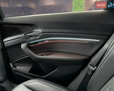 Бежевый Ауди E-Tron, объемом двигателя 0 л и пробегом 18 тыс. км за 49900 $, фото 34 на Automoto.ua