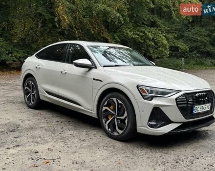Бежевый Ауди E-Tron, объемом двигателя 0 л и пробегом 41 тыс. км за 39500 $, фото 9 на Automoto.ua