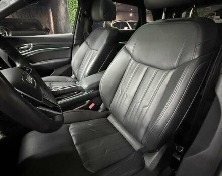 Бежевый Ауди E-Tron, объемом двигателя 0 л и пробегом 18 тыс. км за 49900 $, фото 20 на Automoto.ua