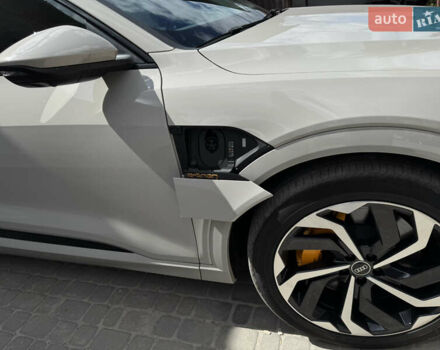 Бежевый Ауди E-Tron, объемом двигателя 0 л и пробегом 41 тыс. км за 39500 $, фото 24 на Automoto.ua