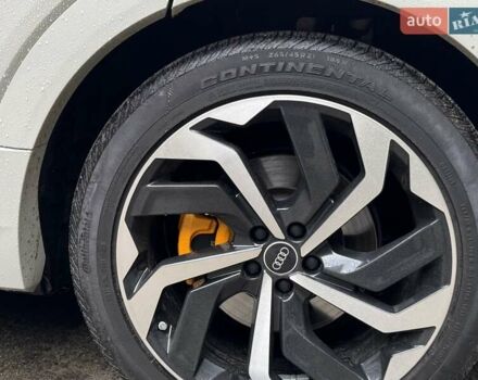 Бежевый Ауди E-Tron, объемом двигателя 0 л и пробегом 41 тыс. км за 39500 $, фото 4 на Automoto.ua