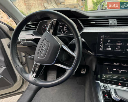 Бежевый Ауди E-Tron, объемом двигателя 0 л и пробегом 41 тыс. км за 39500 $, фото 21 на Automoto.ua