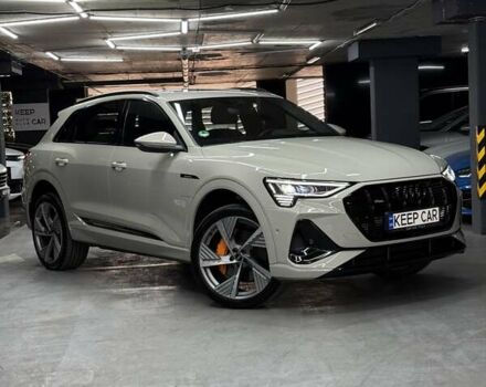 Бежевый Ауди E-Tron, объемом двигателя 0 л и пробегом 18 тыс. км за 49900 $, фото 3 на Automoto.ua