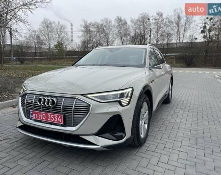 Бежевый Ауди E-Tron, объемом двигателя 0 л и пробегом 79 тыс. км за 33700 $, фото 1 на Automoto.ua
