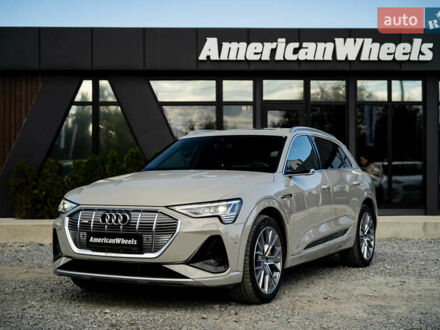 Бежевый Ауди E-Tron, объемом двигателя 0 л и пробегом 44 тыс. км за 36900 $, фото 1 на Automoto.ua