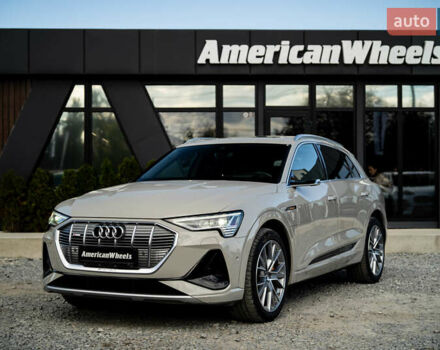 Бежевый Ауди E-Tron, объемом двигателя 0 л и пробегом 44 тыс. км за 36900 $, фото 1 на Automoto.ua